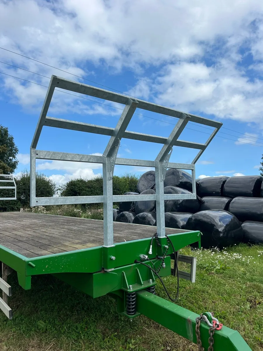 Bale racks - Image 4