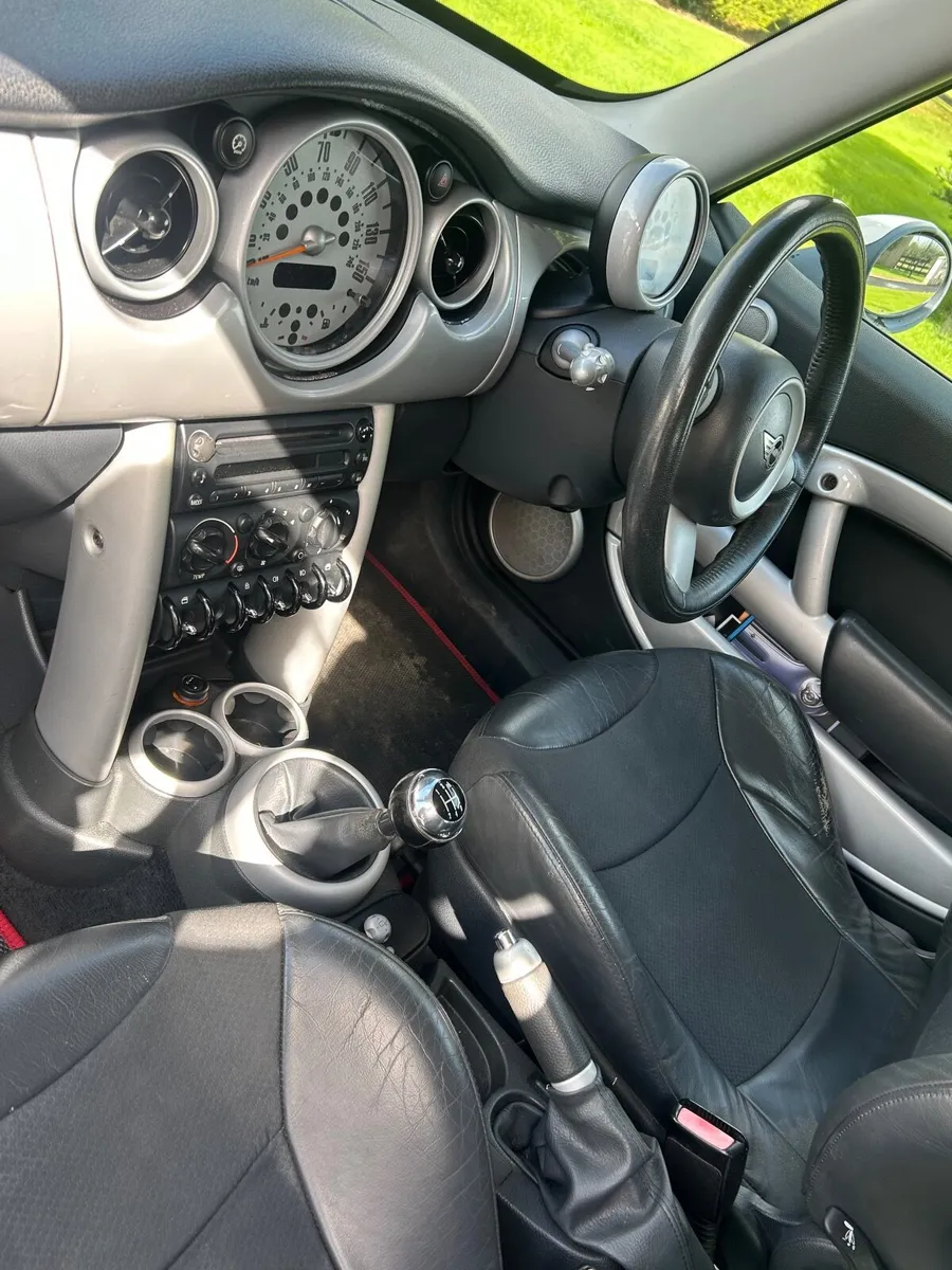 Mini Cooper 2004 - Image 3