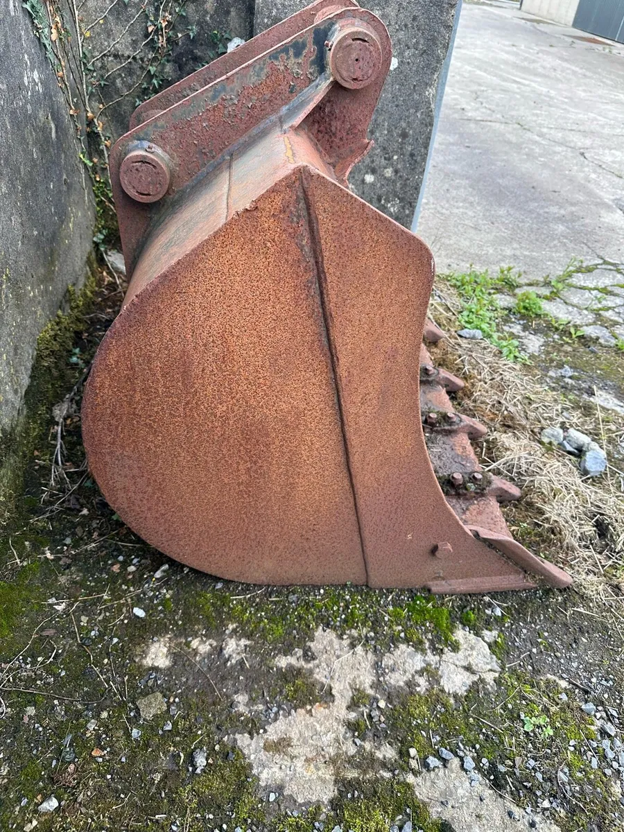 Bucket 36” - Image 2
