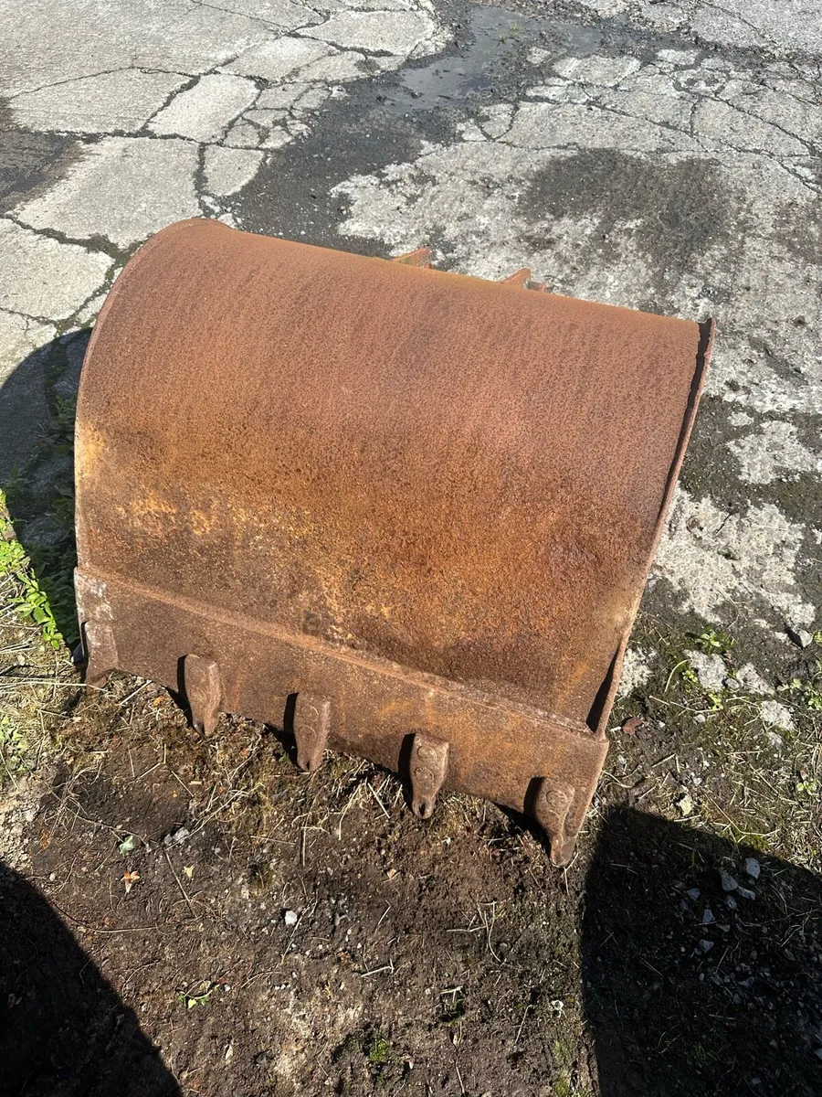 JCB Bucket 36” - Image 2