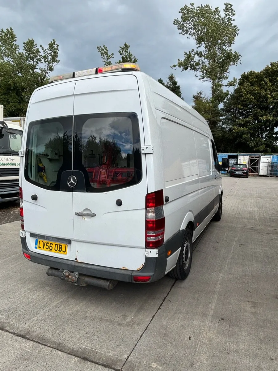 Mercedes sprinter CrewCab Recovery - Image 3