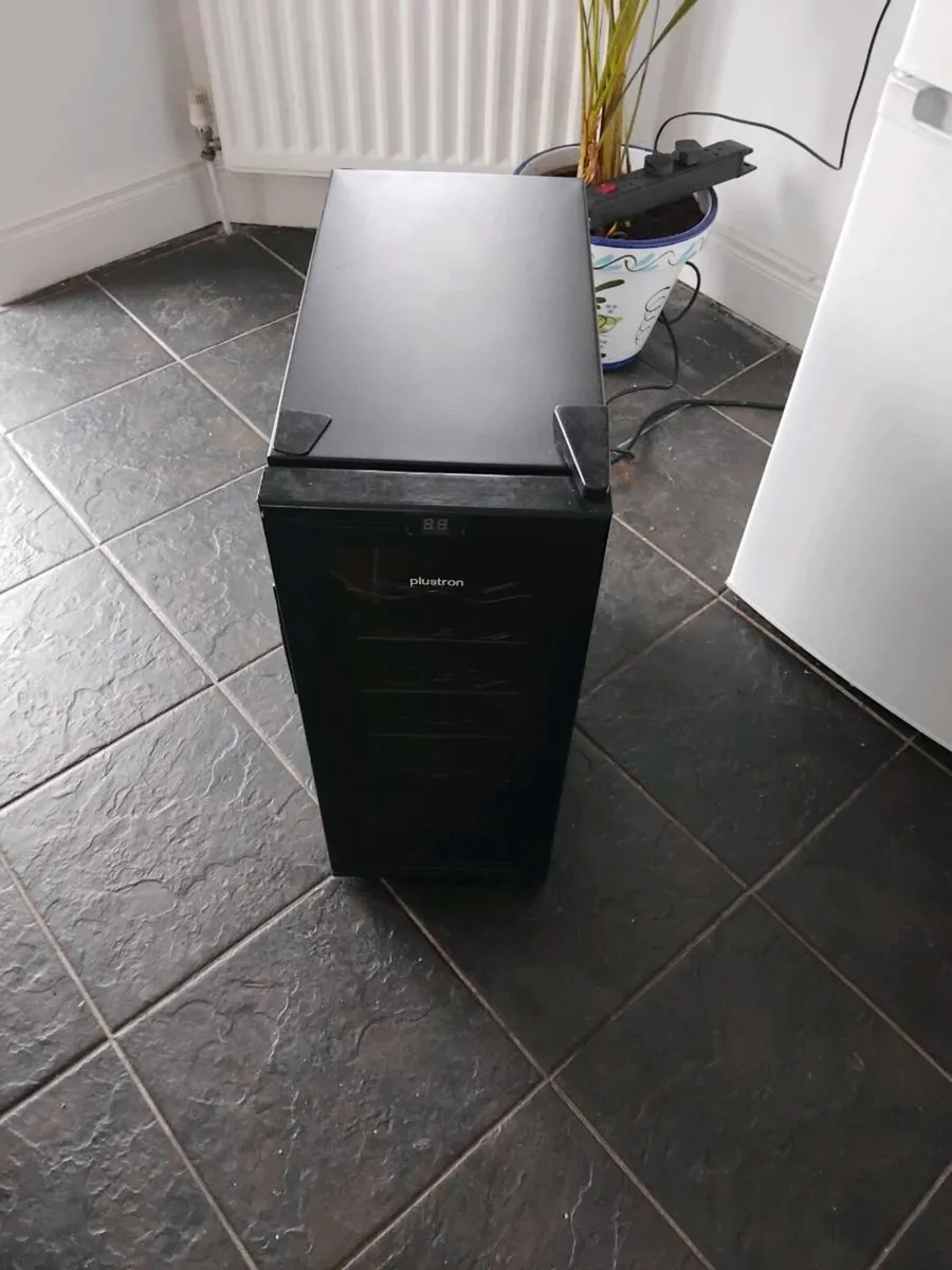 Wine / Drinks cooler - Image 1