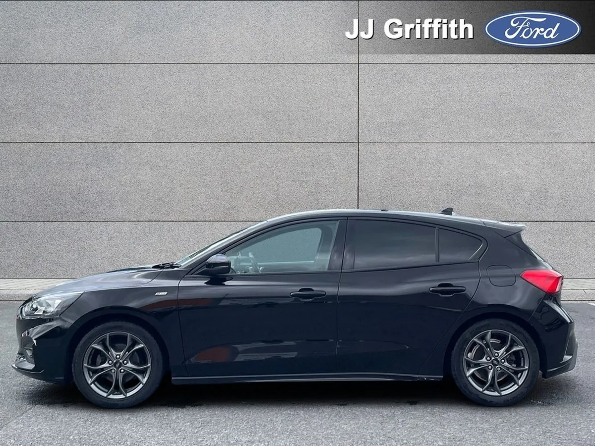 Ford Focus 1.0 Ecoboost 125PS St-line - Image 3