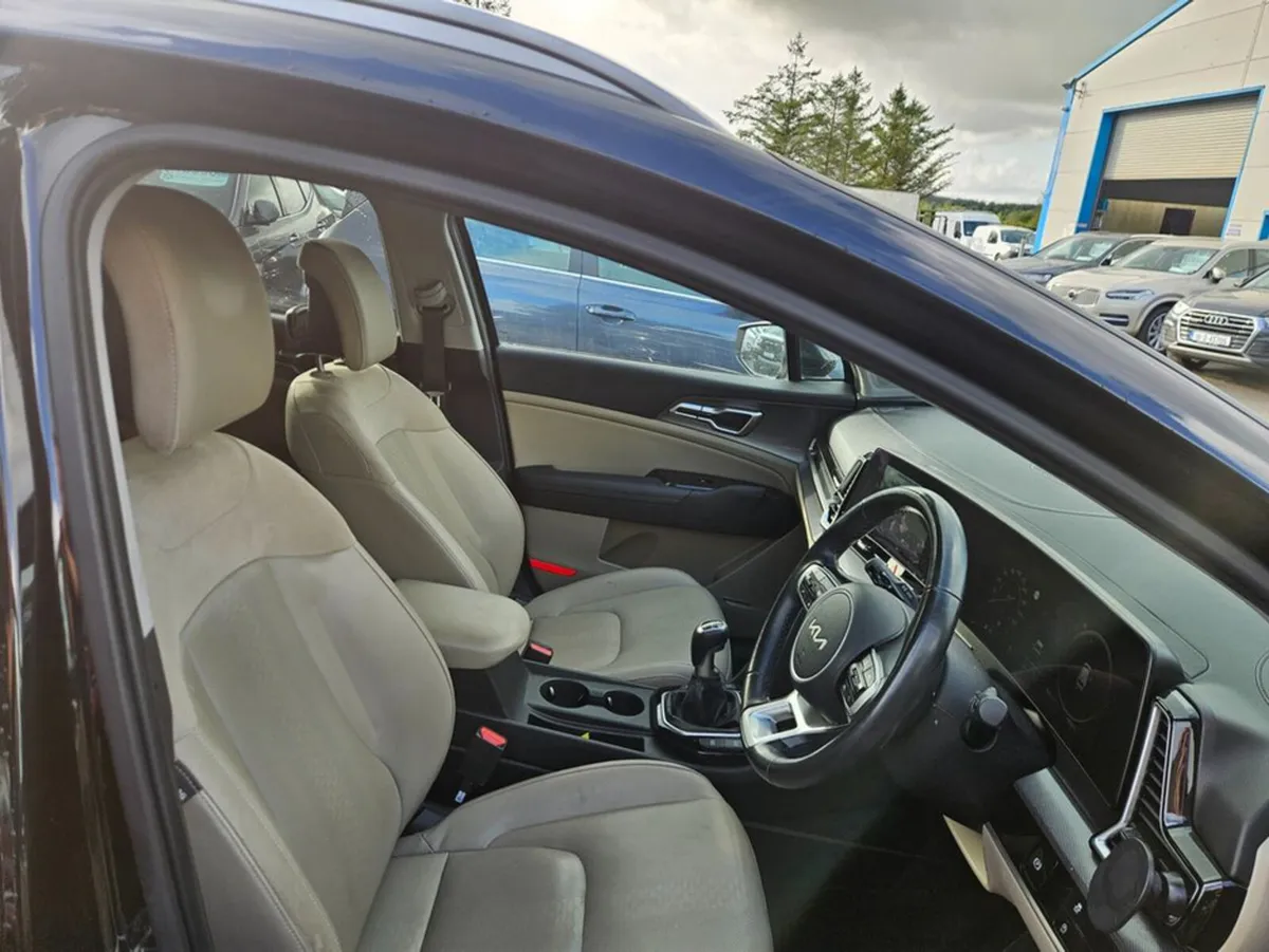 Kia Sportage K4 5DR - Image 2