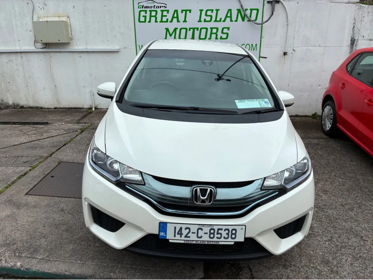Honda Fit 1.5 petrol hybrid automatic - Image 4