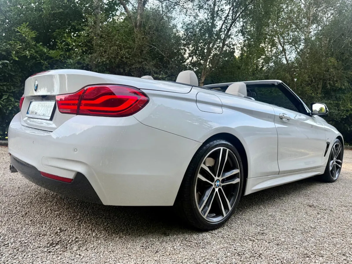 BMW 4-Series 420D M SPORT CONVERTIBLE *Huge Specif - Image 3