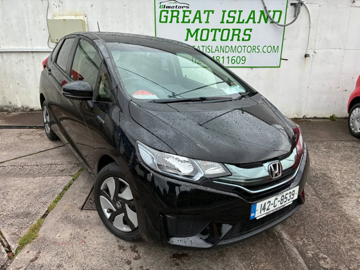Honda Fit 1.5 petrol hybrid automatic - Image 1