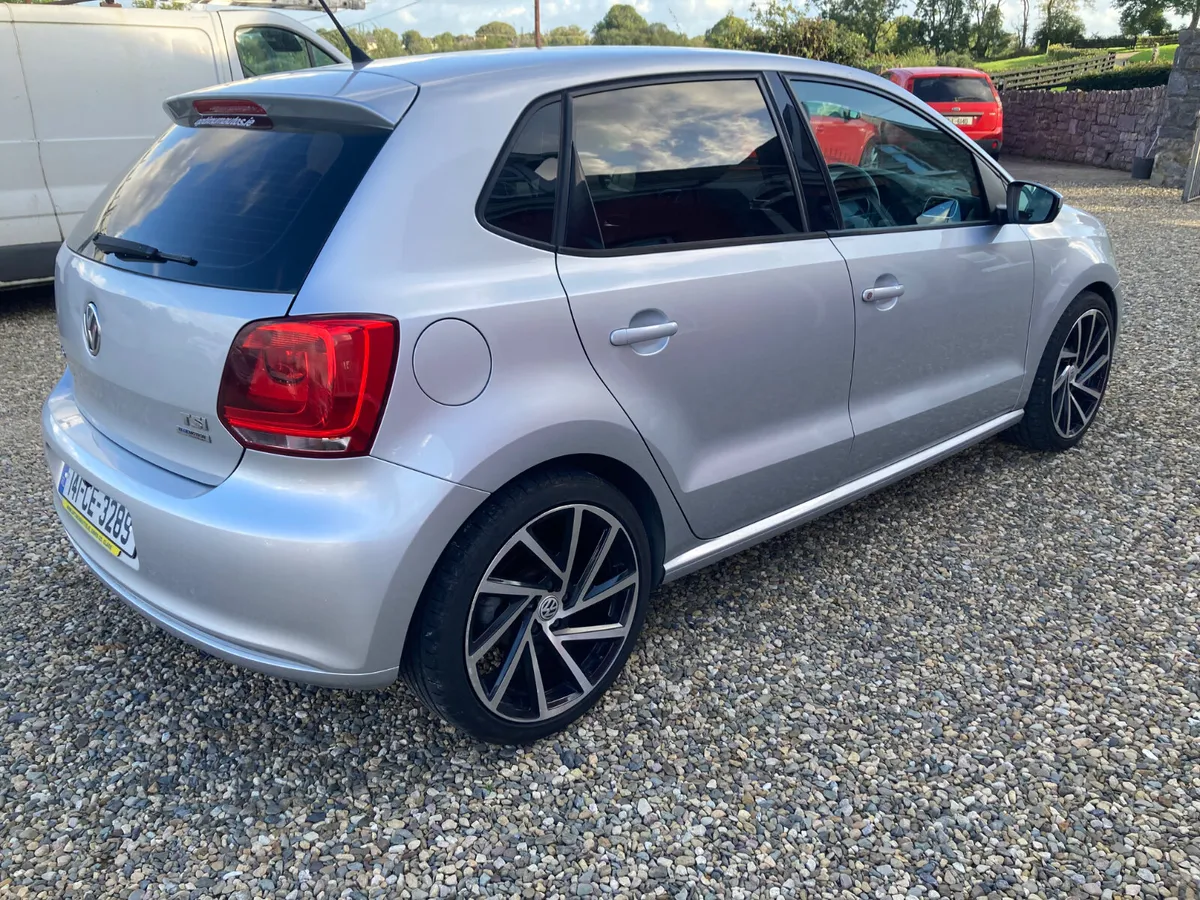 Volkswagen Polo 2014 Automatic petrol - Image 4