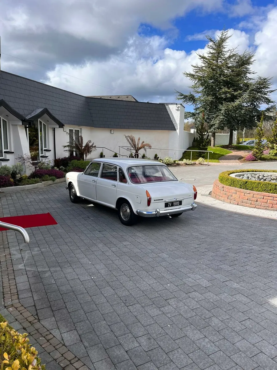 1971 Austin 1800 - Image 2