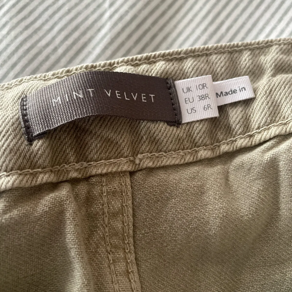 Mint velvet cargo jeans - Image 4