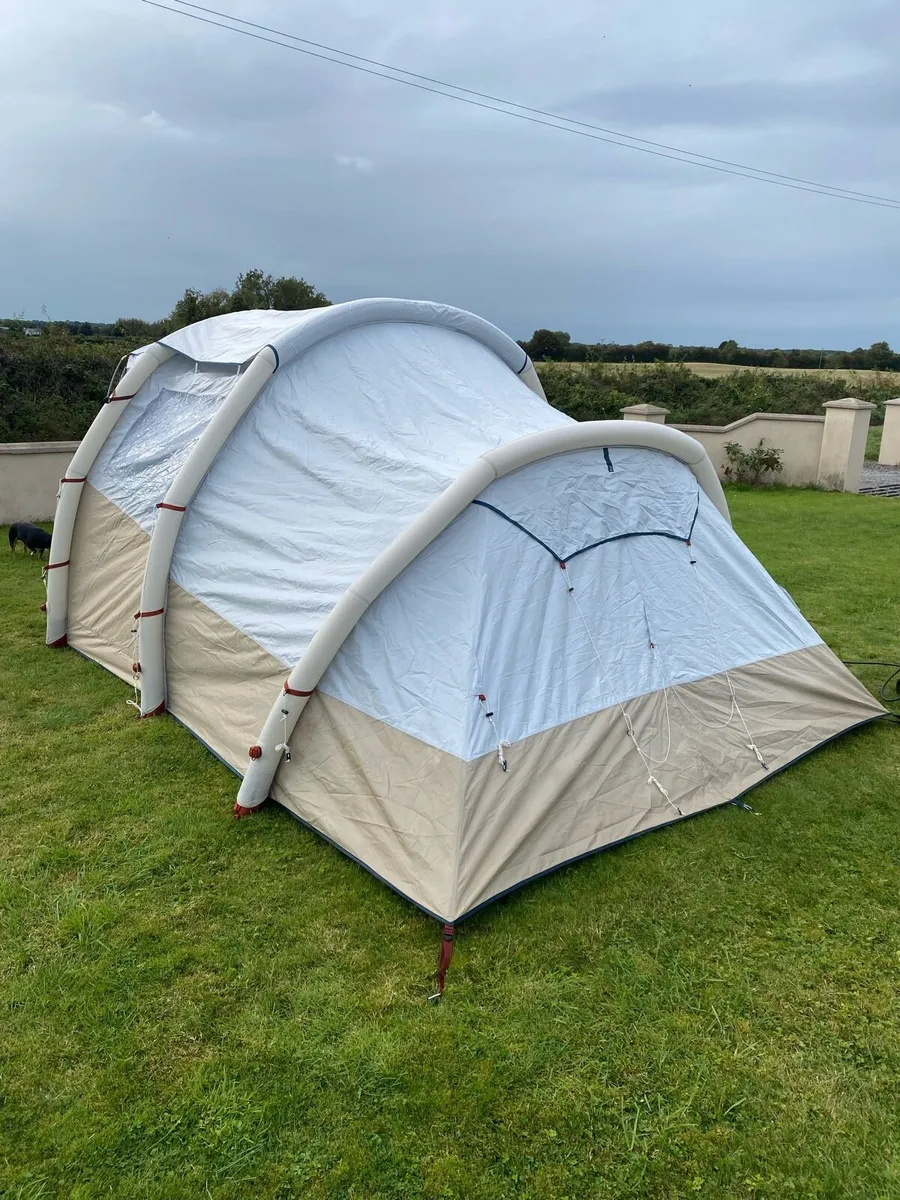 Inflatable Tent - Image 4