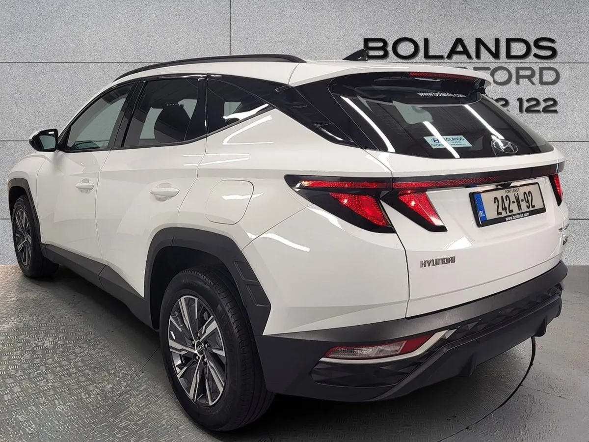 Hyundai Tucson 2WD Executive HEV Auto Finance Fro - Image 2