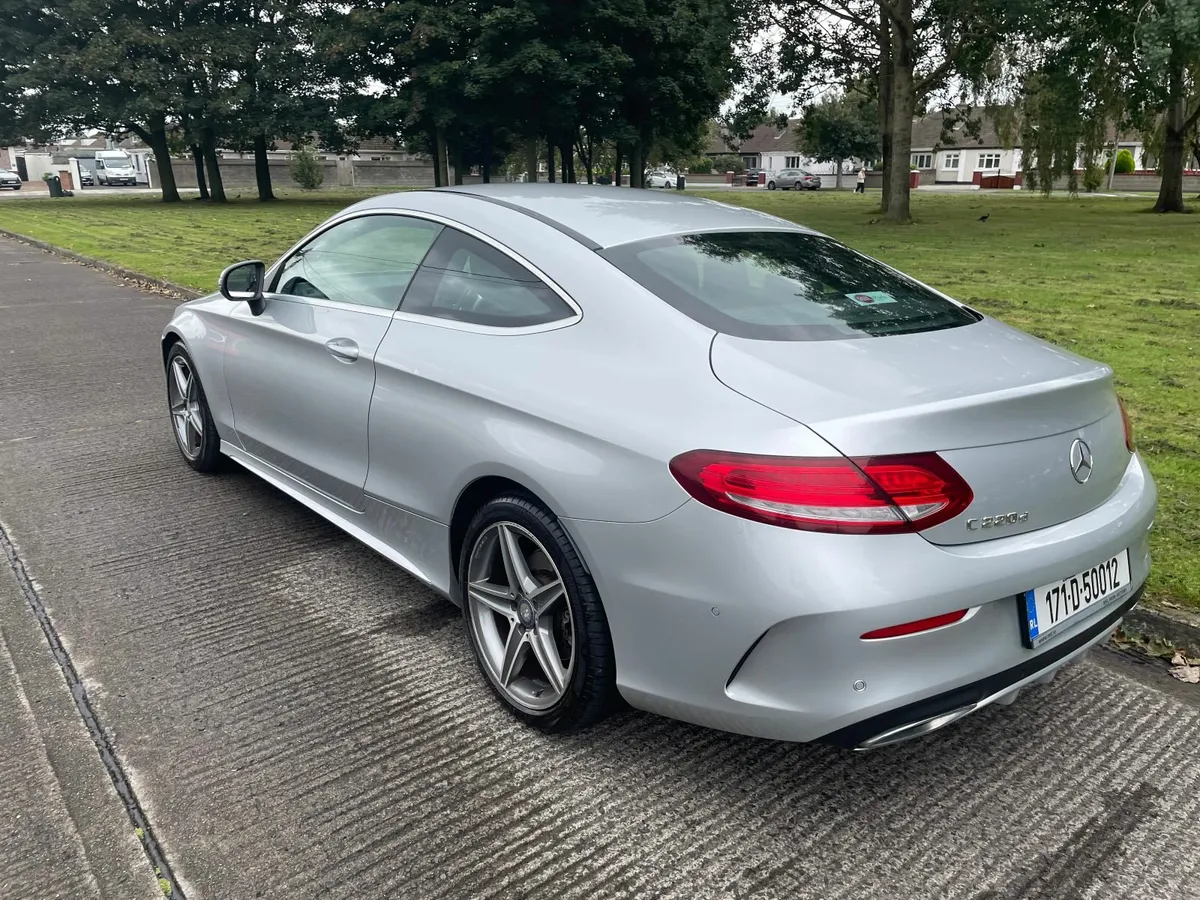 Mercedes-Benz C-Class 2017 - Image 2