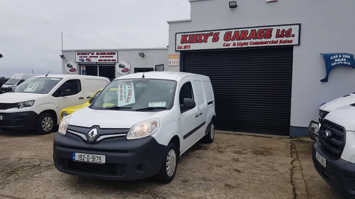 Renault Kangoo MAXI 192D LOW KM AS NEW VAT INVOICE - Image 3