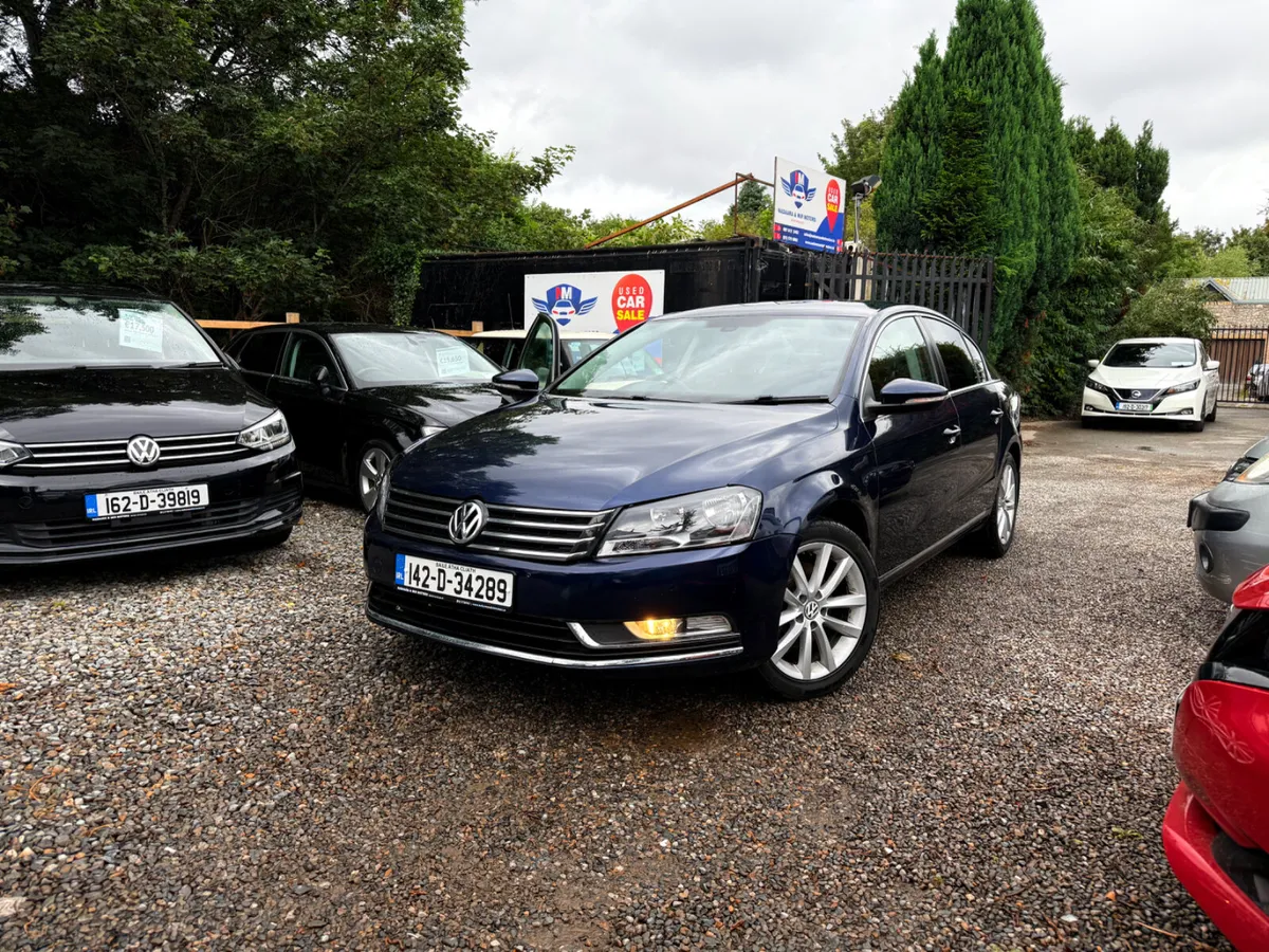 2014 Volkswagen Passat (Automatic ) - Image 1