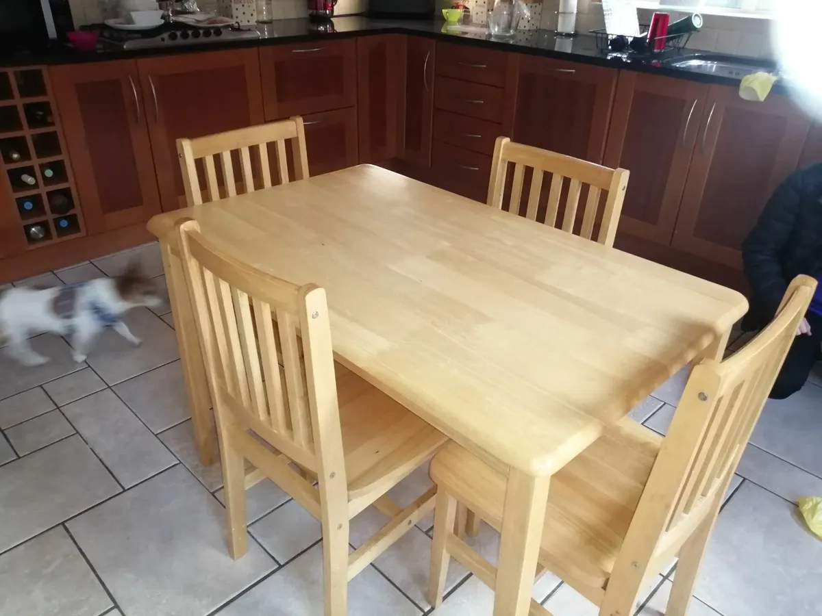 Dining table - Image 2