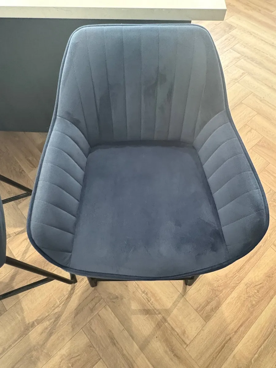 Bar chairs - Image 3