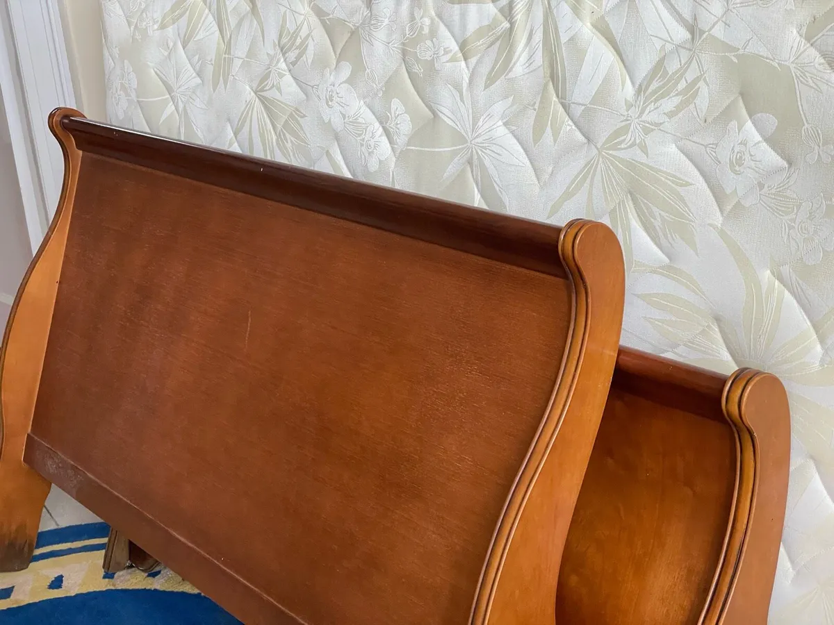 Sleigh bed - Image 2