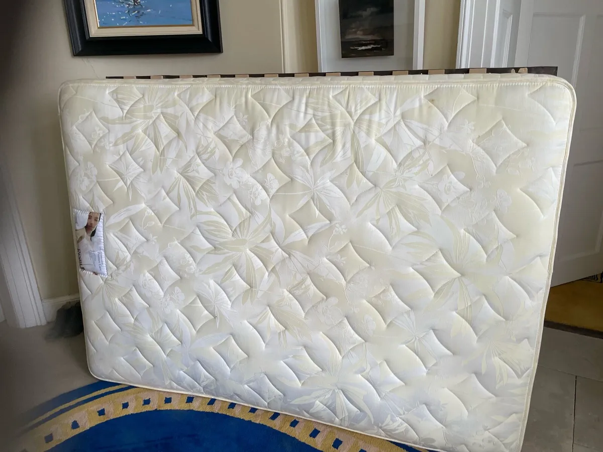 Sleigh bed - Image 4
