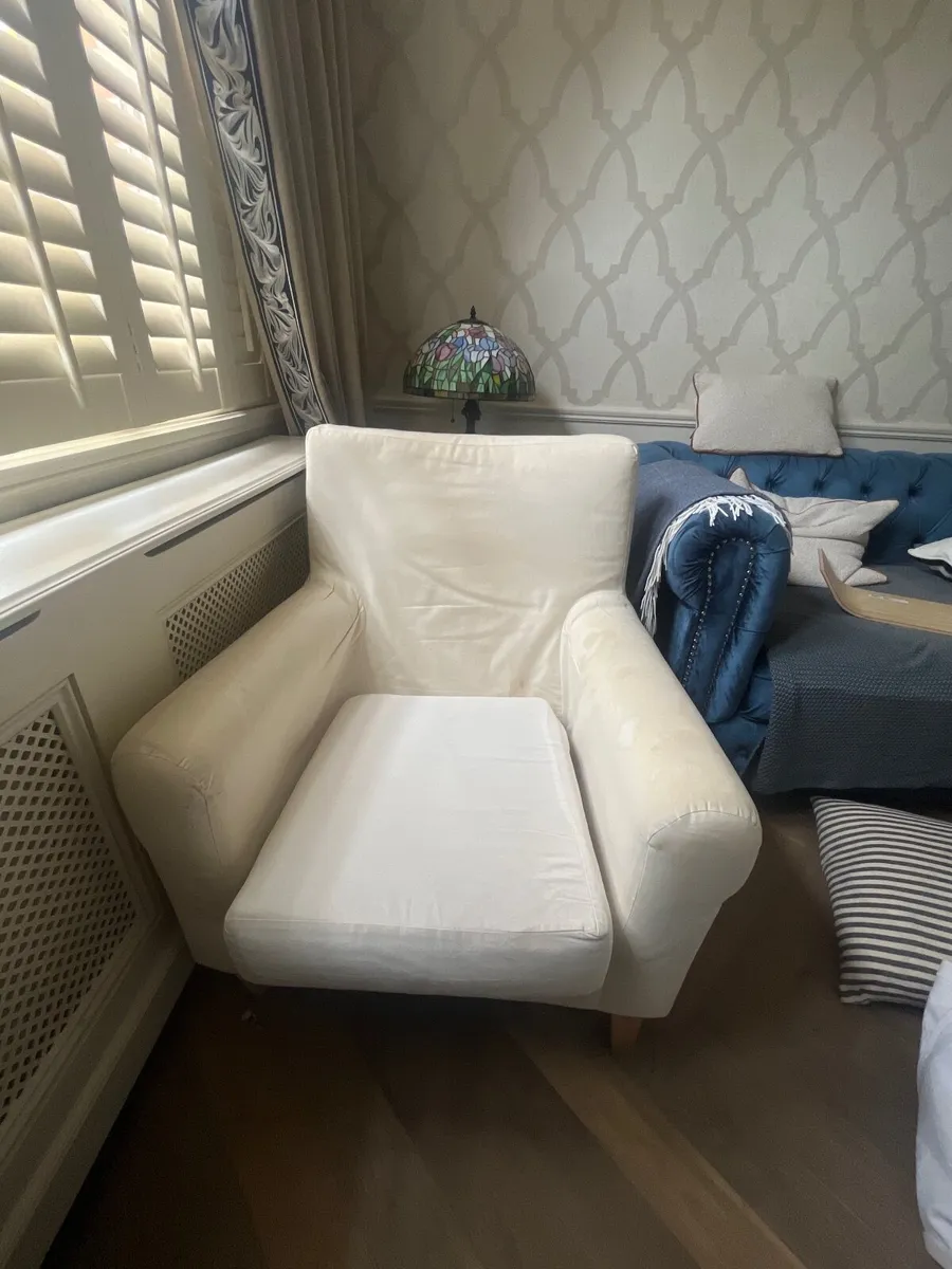 Arm chair - Image 1