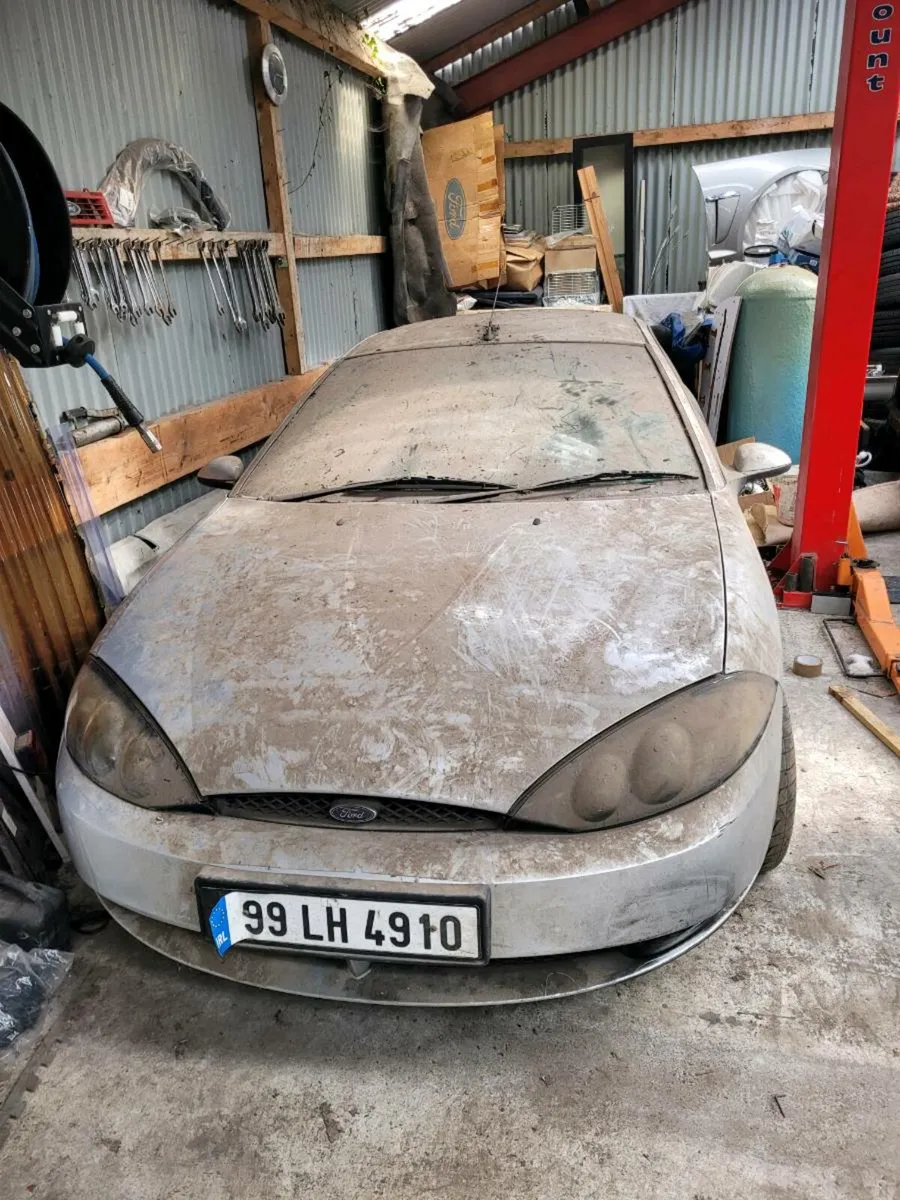 Ford Cougar 2.5 V6 barn find - Image 1