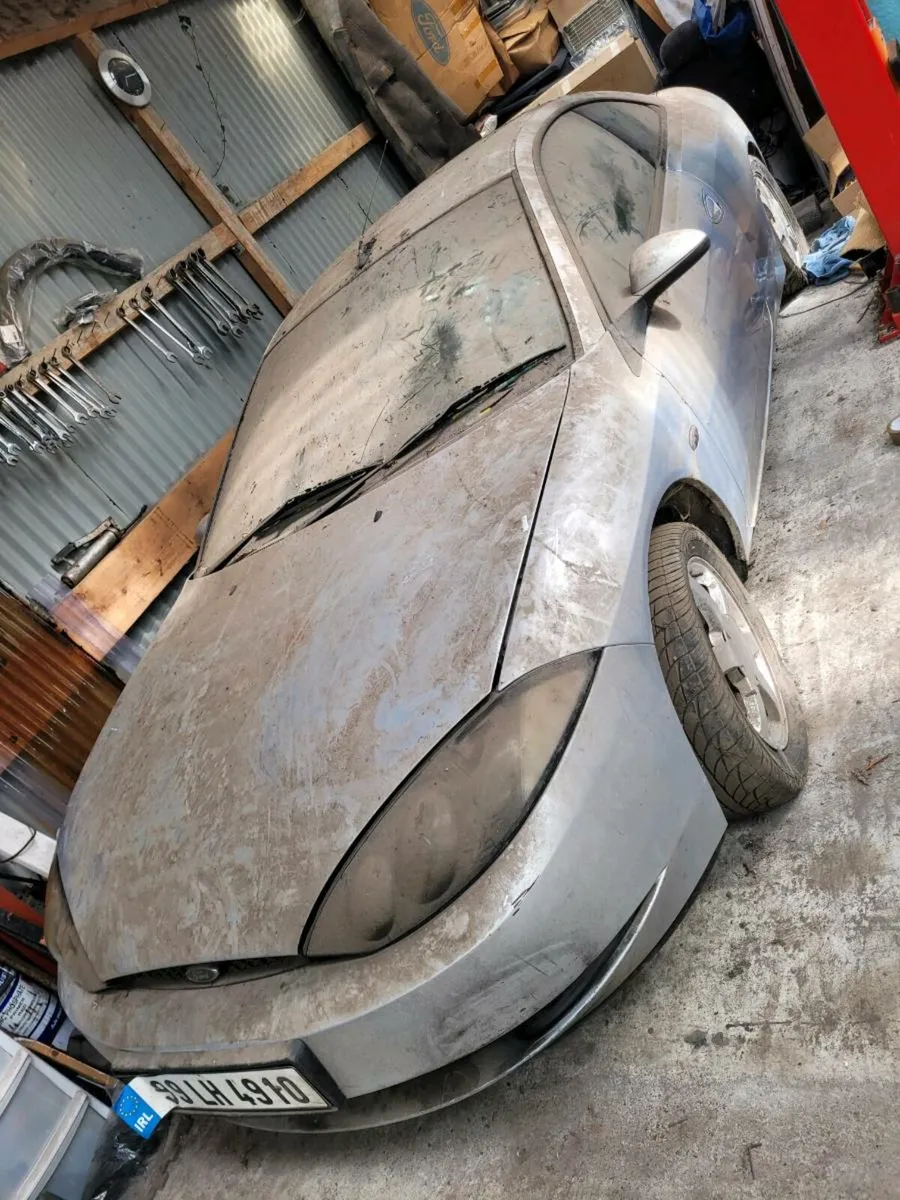 Ford Cougar 2.5 V6 barn find - Image 3