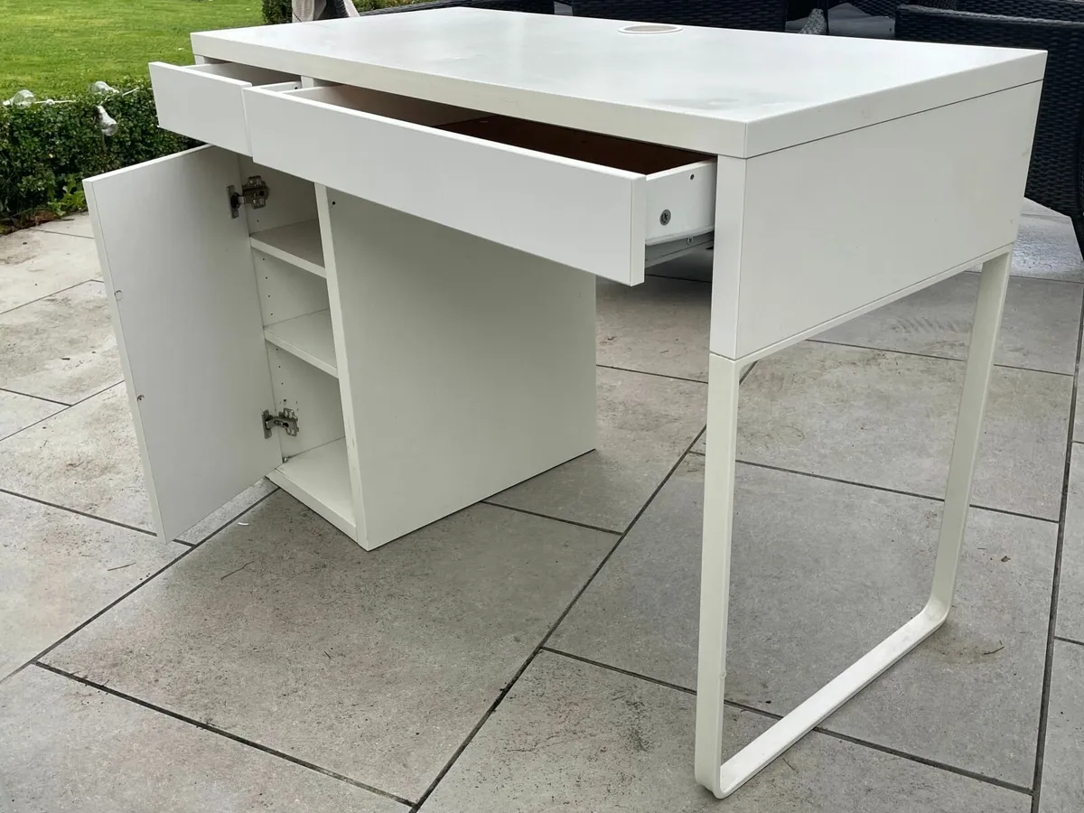 Desk - Image 1