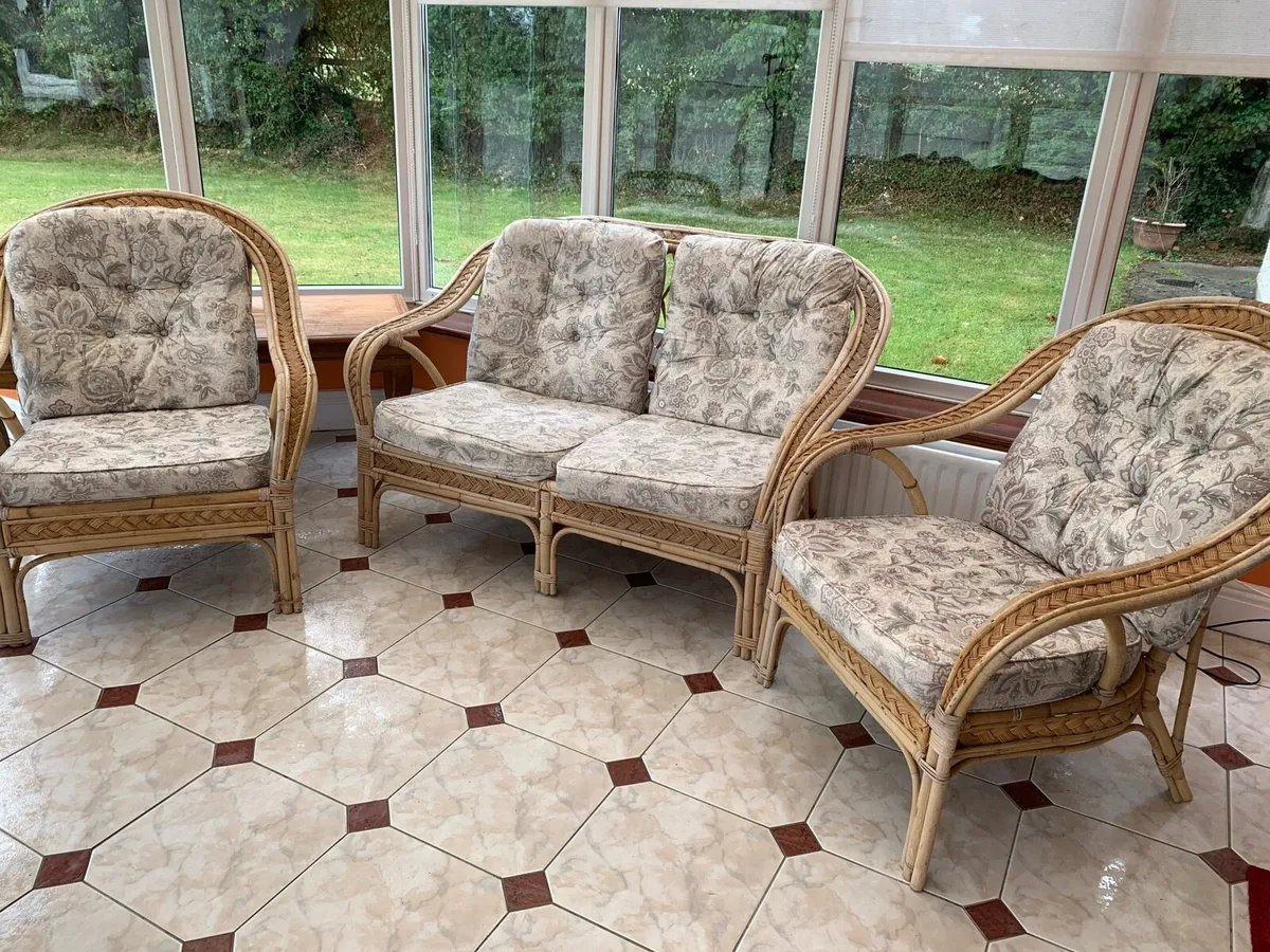 Conservatory furniture - Image 1