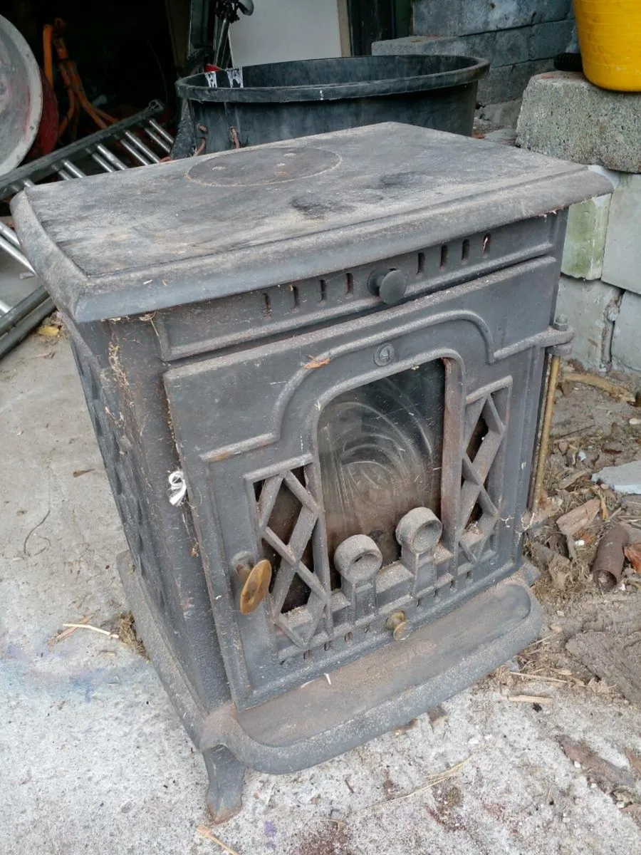 Stove - Image 1