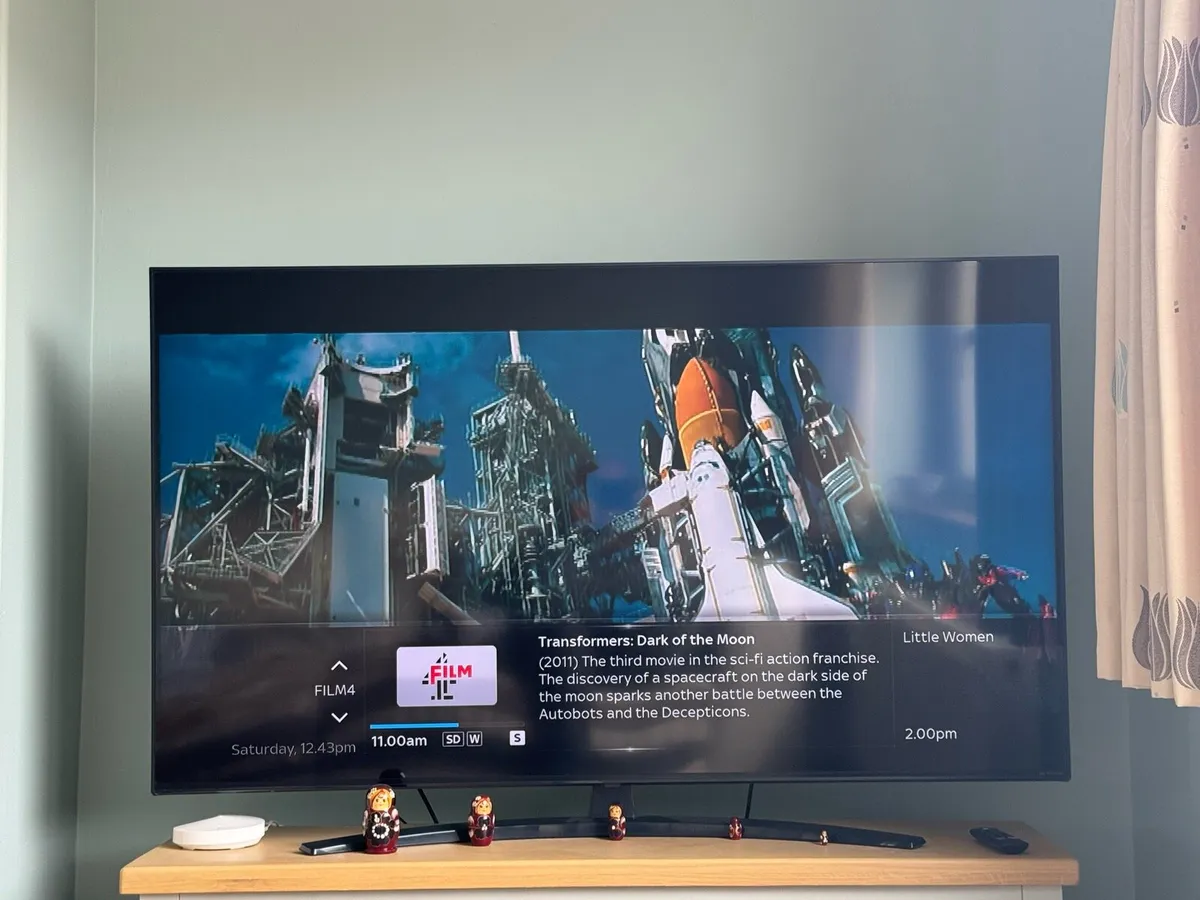 LQ 55” tv - Image 1