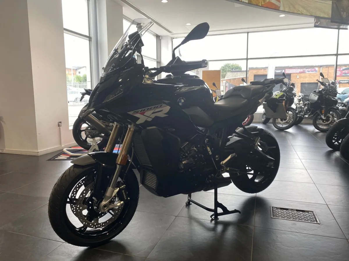 2025 BMW S1000XR TE - 457 Miles from New! - Image 4