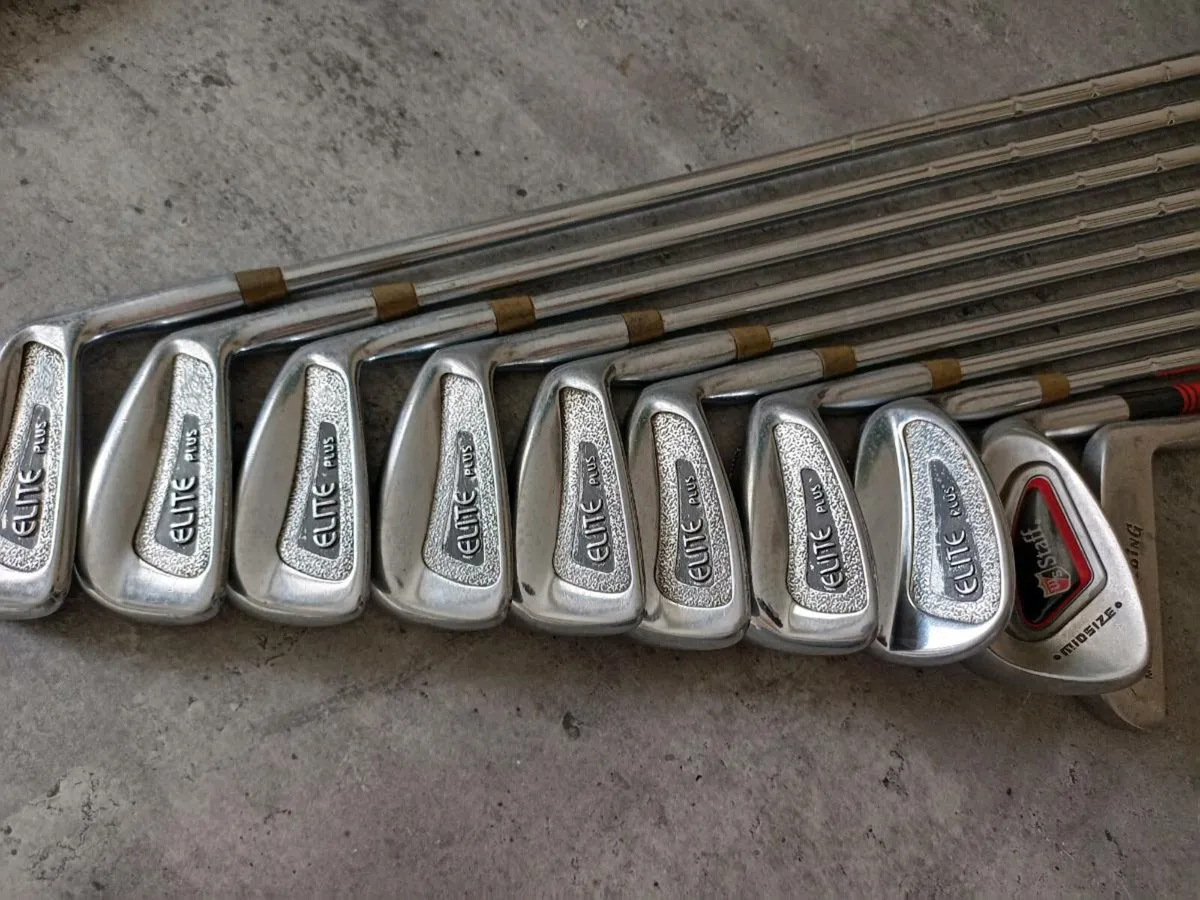 Spalding  right handed golf irons and putter. - Image 4