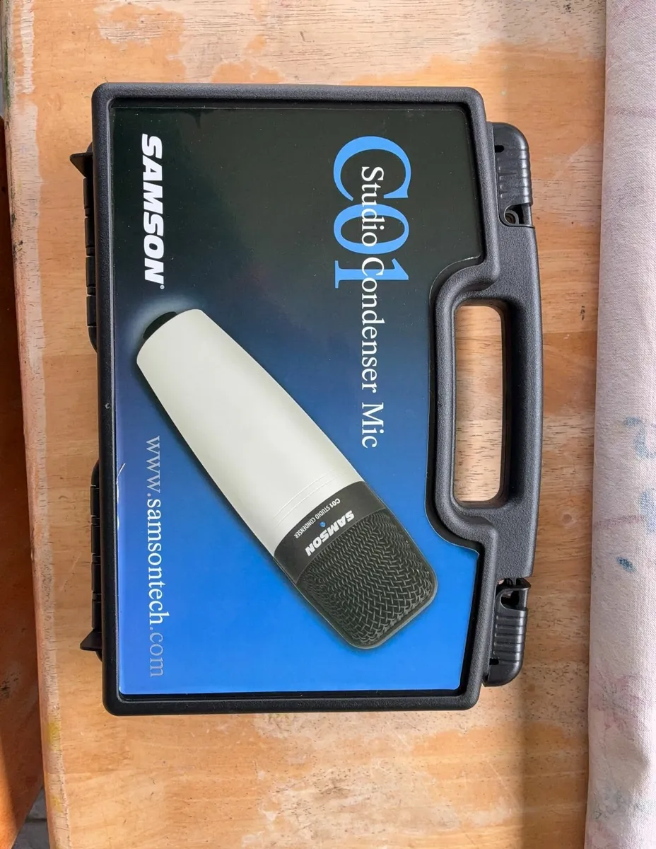 Professional standard microphones - Image 1