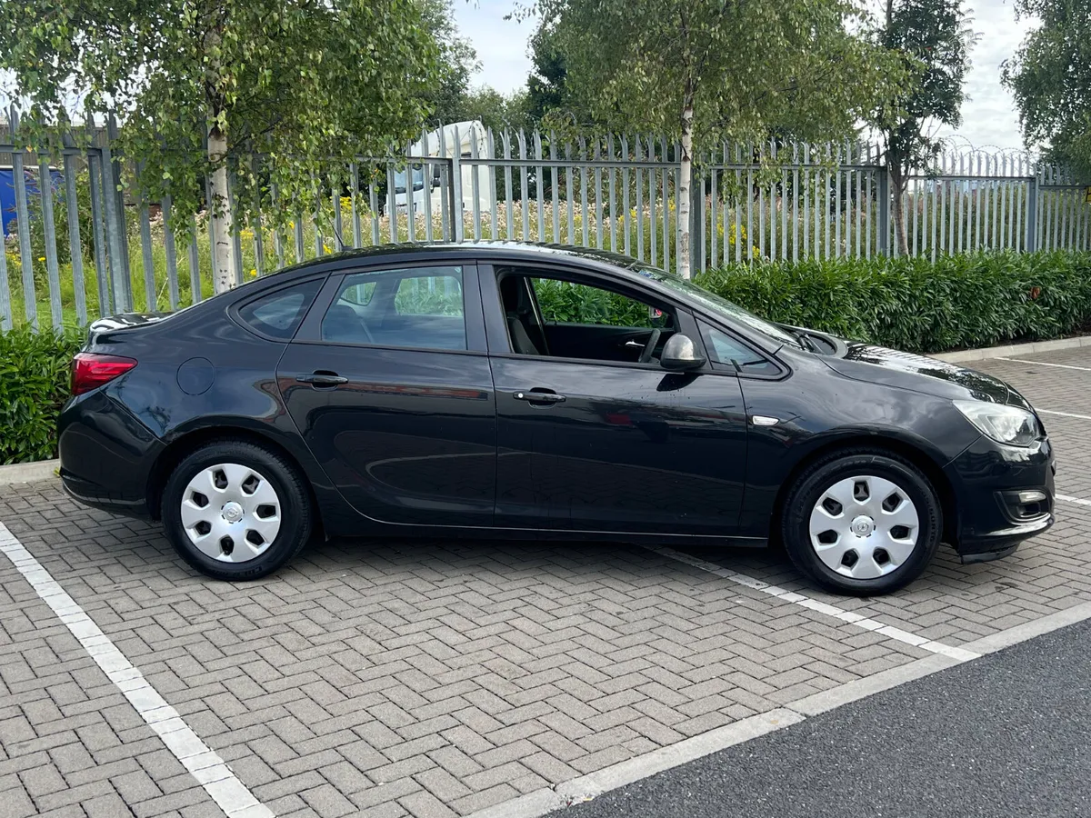 Opel Astra 2013 NCT 07-26 Tax 02-26 - Image 4