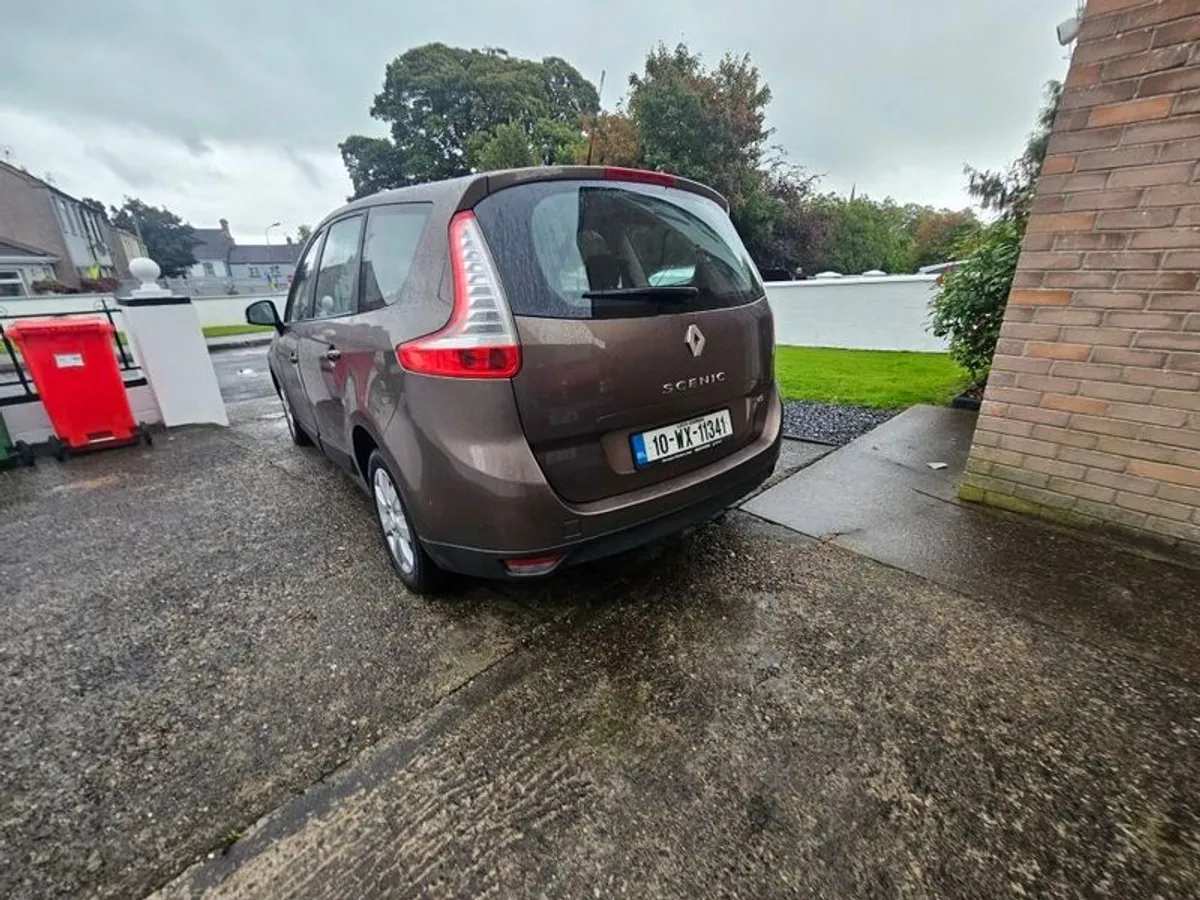 2010 Renault Grand Scenic - Image 4