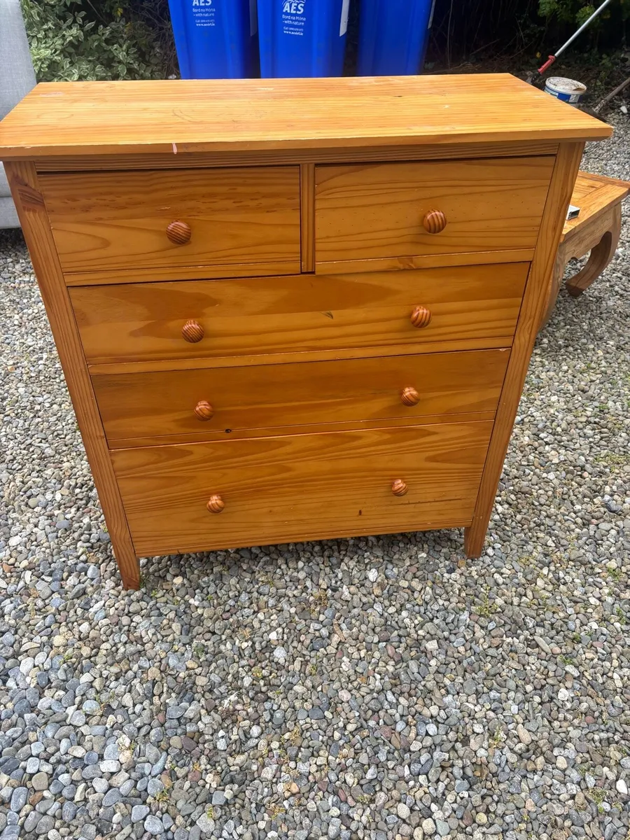 FREE FURNITURE - Image 2