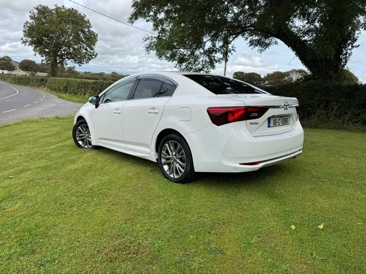 161 Toyota Avensis, mint, high spec, low miles - Image 3