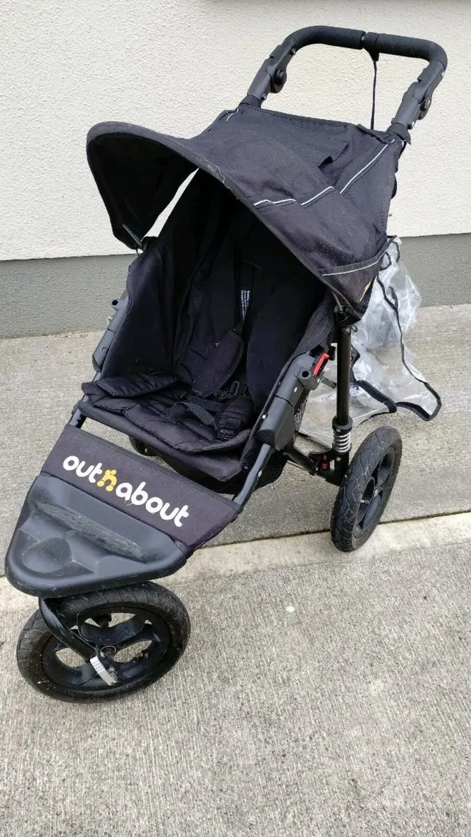 Out and About Nipper Single Stroller + Rain Cover - Image 1