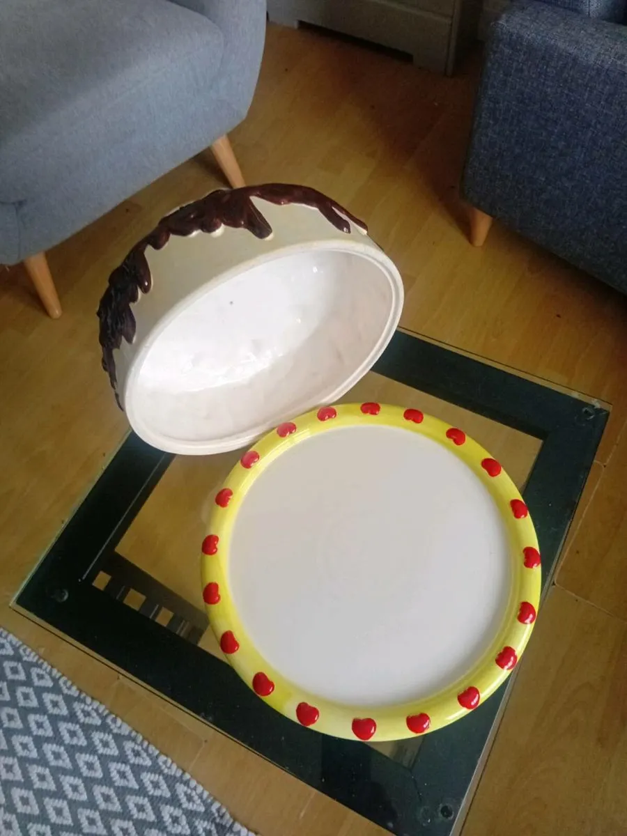 Cake Holder - Image 2