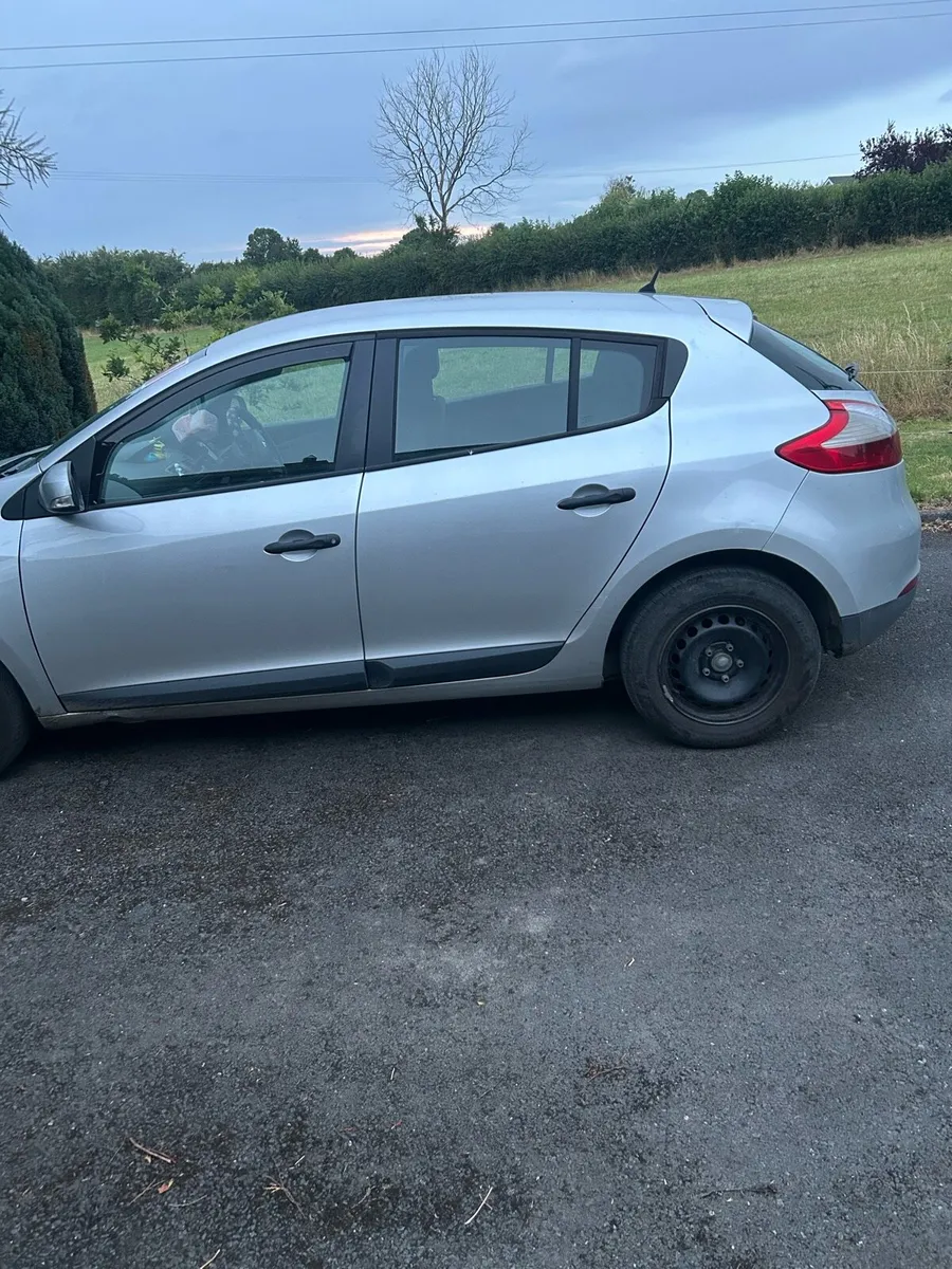 2010 Renault megane 1.5 diesel - Image 4