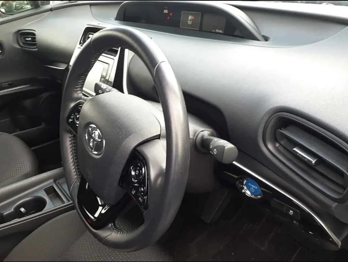 Two 2022 Toyota Prius landing Dublin 26/11/25 - Image 2