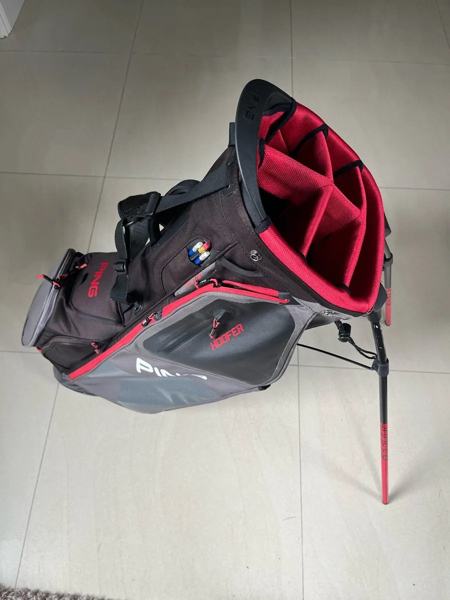 Ping Hoofer golf bag - Image 1