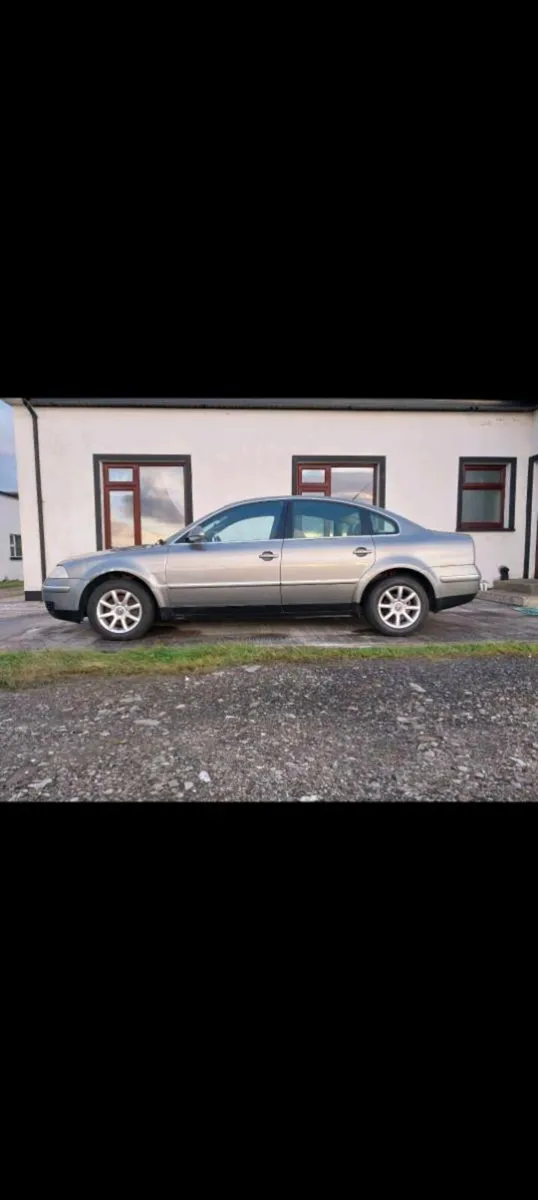 2004 VW PASSAT - Image 2