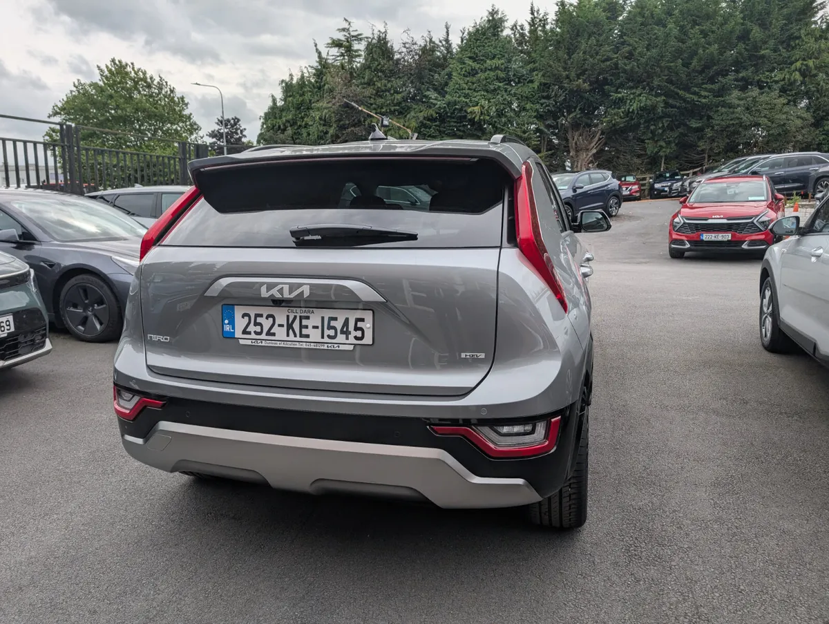 Kia Niro HEV 2025 - Image 2