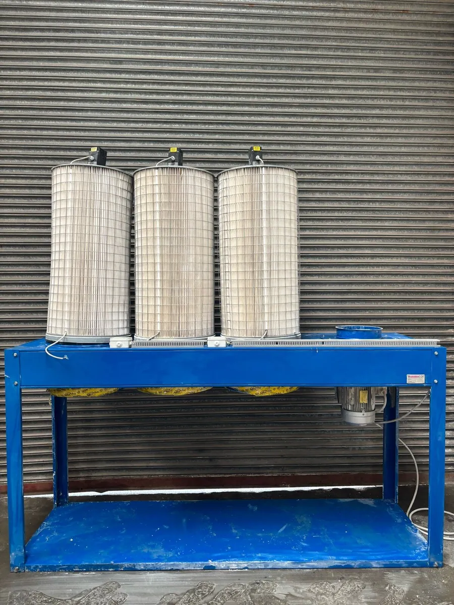 Dust extractor - Image 1