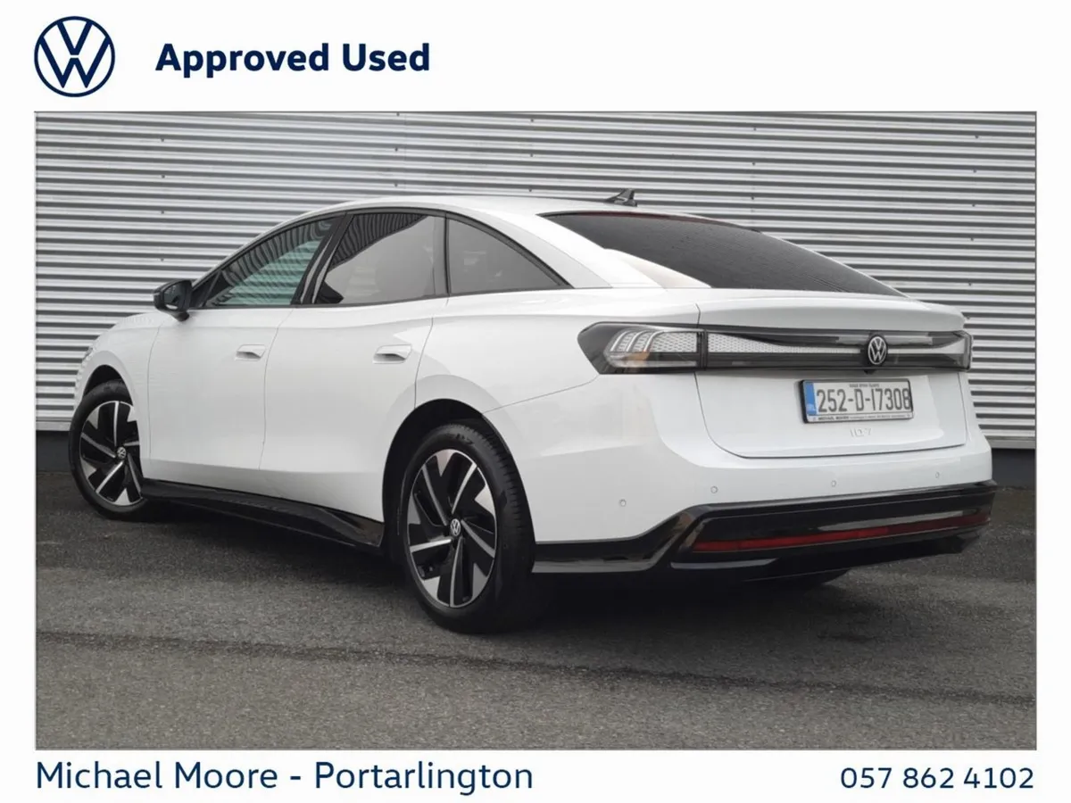 Volkswagen ID.7 Tourer PRO Plus - Image 3