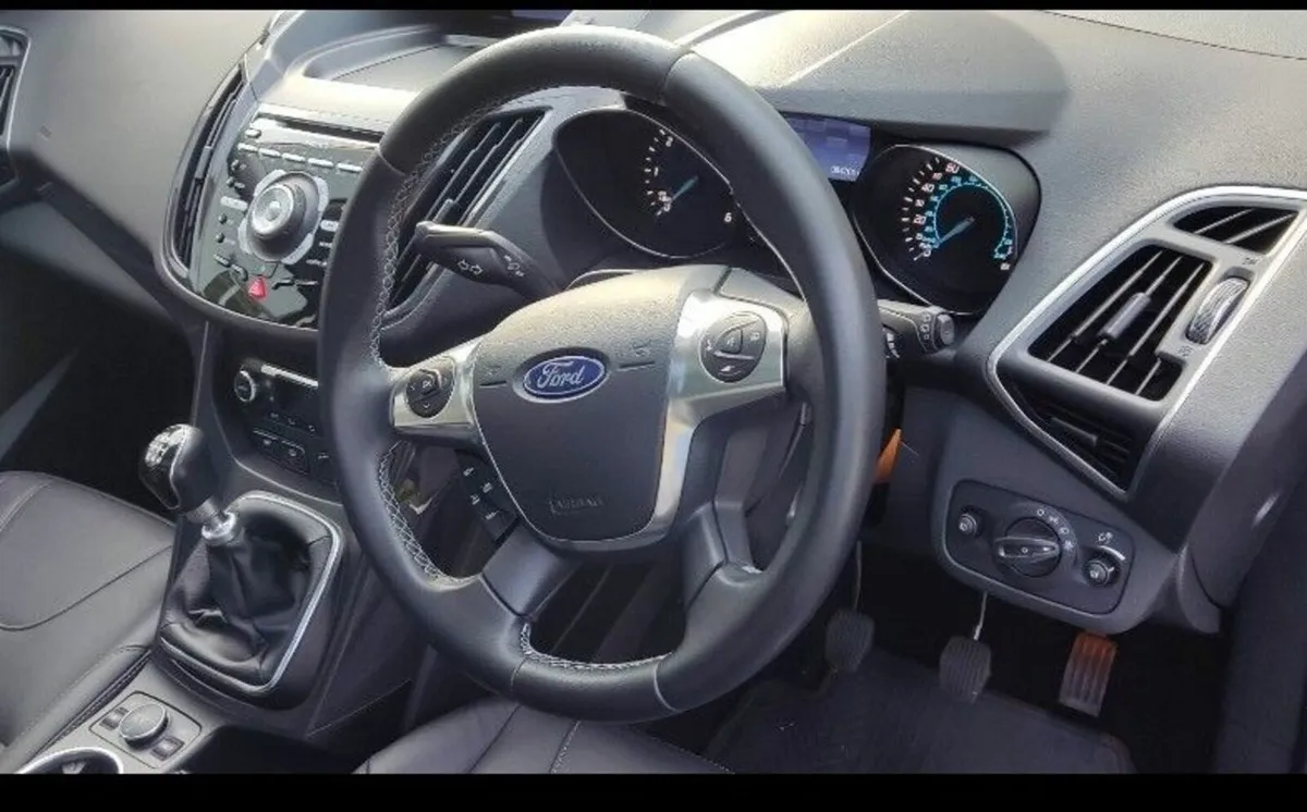 Ford Kuga Titanium X Sport - Image 3