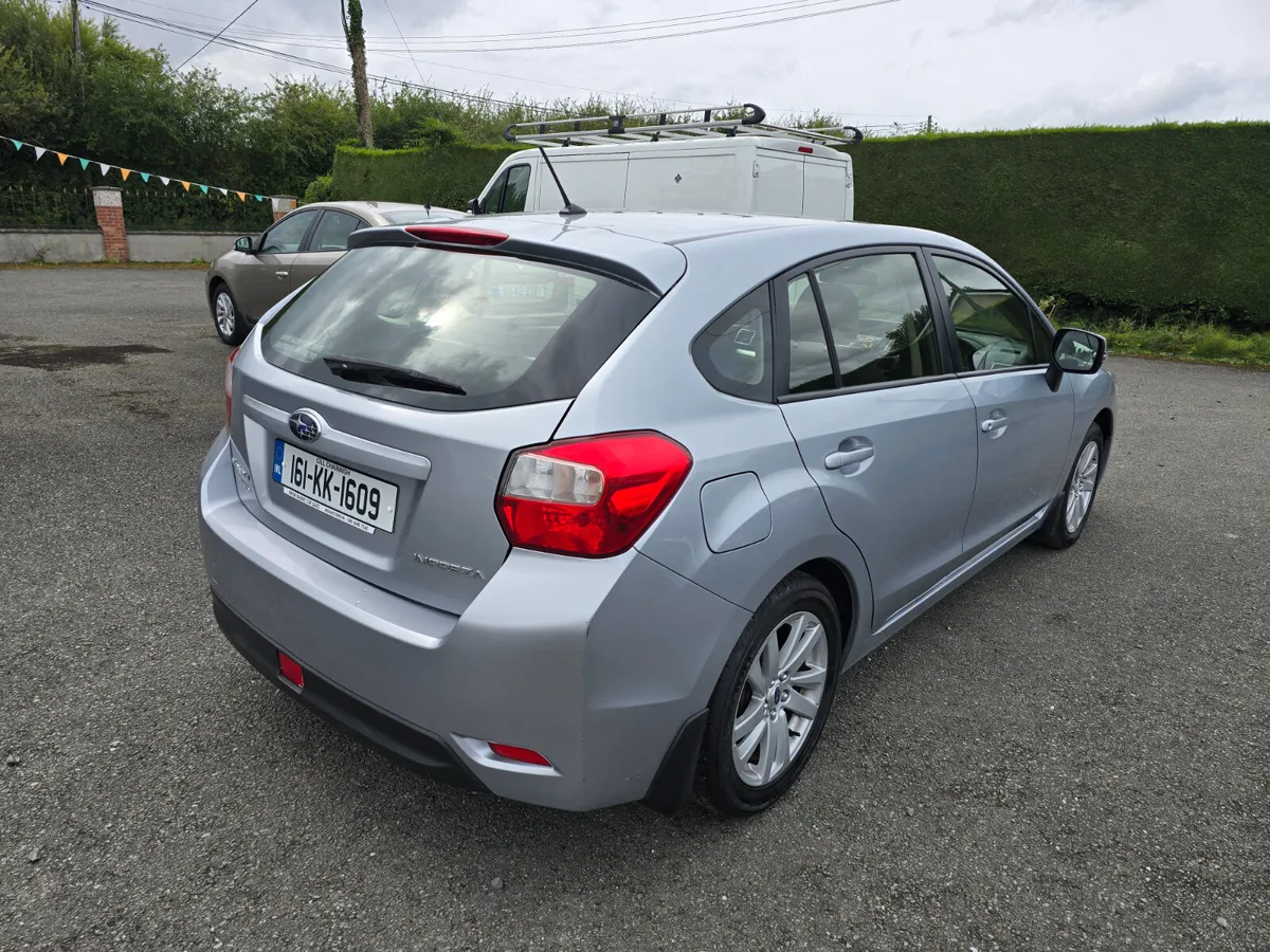 161 Subaru Impreza 1.6 i RC Automatic 4WD - Image 4