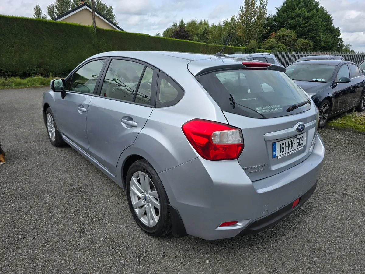 161 Subaru Impreza 1.6 i RC Automatic 4WD - Image 2