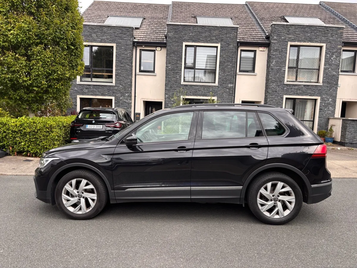 VW Tiguan 2.0TDI 2021 - Image 2
